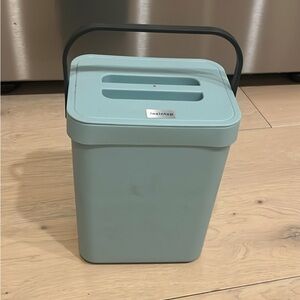 Teal Compost or Garbage Bin with Handle